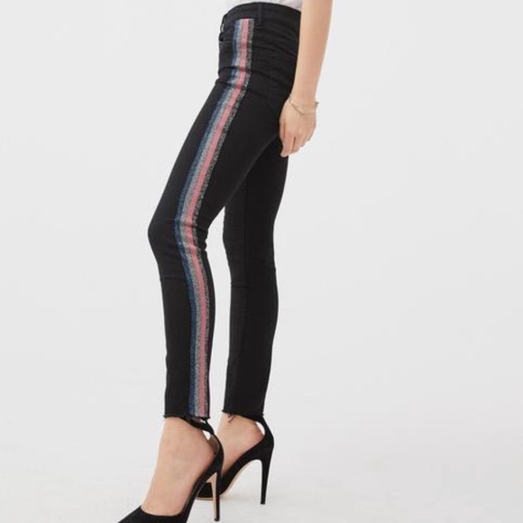 Mother High Waisted Looker Kitty Glitter Jeans
Size 28 - Picture 1 of 7